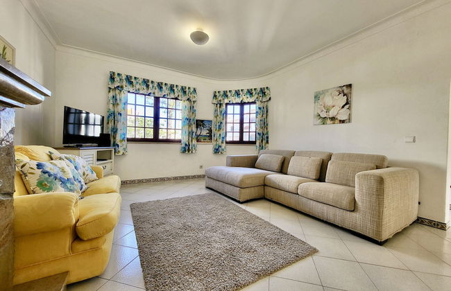 Faro Terrace Villa by Homing - Photo 16