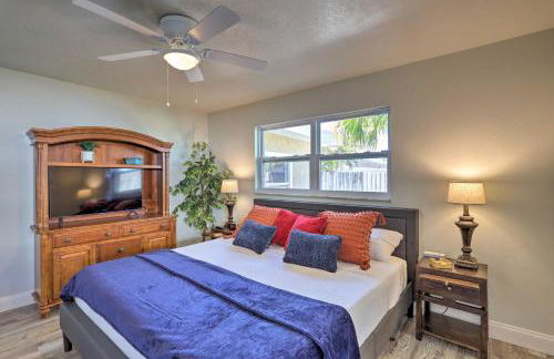 Pet-Friendly Merritt Island Home with Heated Pool - Foto 17