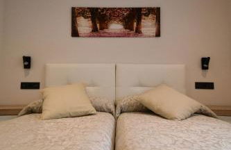 Apartamentos Fuente La Pipa - Photo 13