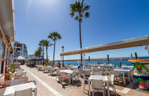 MARBELLA BANUS SUITES - Harbour Seafront Apartment - Foto 35