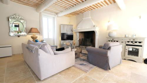 superb prestigious mas with pool in the countryside of caumont sur durance, close to avignon, sleeps 8 - Foto 3