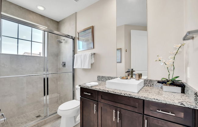 5 BR 6 BA Villa 5min Disneyworld Hot Tub BBQ - Foto 38