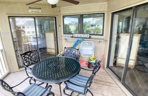 Port O' Call C302 - IOP Island Retreat! Treetop Oceanview! - Foto 12