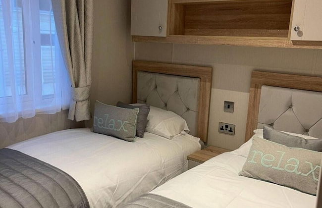 Skegness - Lodge - Sleeps 6 - Parking - Garden - Foto 3