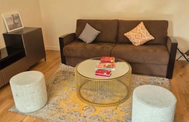 Beautiful apartment, beautiful view, quiet, 6min walk from metro1 and 20min from LOUVRE - Foto 8