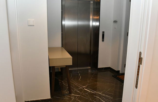 Baz Tower - Photo 48