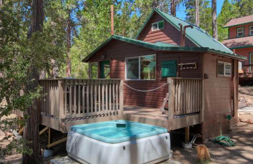 Beetlebark Bungalow- Inside Yosemite w/ hot tub EV charging cable - Foto 2