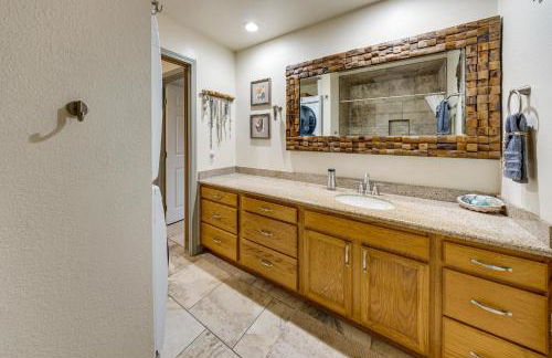 Pristine Lihue Condo with Balcony Walk to Beach! - Photo 13