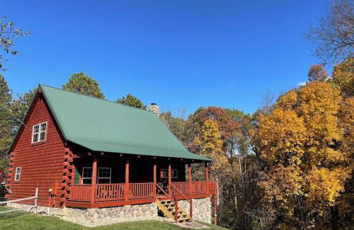 Breath of Heaven Cabin- Hot Tub, Deck, Pond, PETS - Foto 1