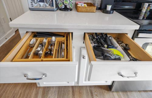 Top Floor - Mass Ave in Heart of Indy with Balcony - Foto 21