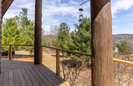 Secluded w/ Deck Views, Hot Tub, & Ping Pong Hudson in the Berks by Avantstay - Foto 78