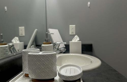 West Loop - City Views With In & Out Parking 2 - Photo 65