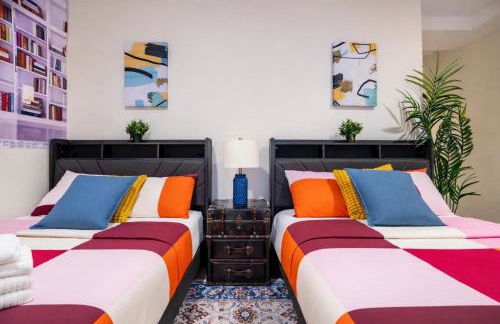 3 Bedroom Cozy Home in Manhattan Valley - Photo 4