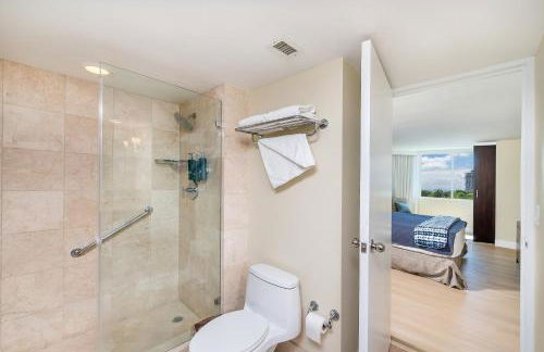 Amazing Intracoastal Views - Walk to the Beach! - Foto 17