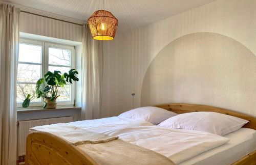 Best Butler Boho Boutique City Apartment Netflix - Foto 7