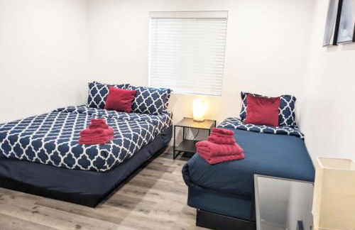 Modern 3BR Home in Mid-City - Photo 45