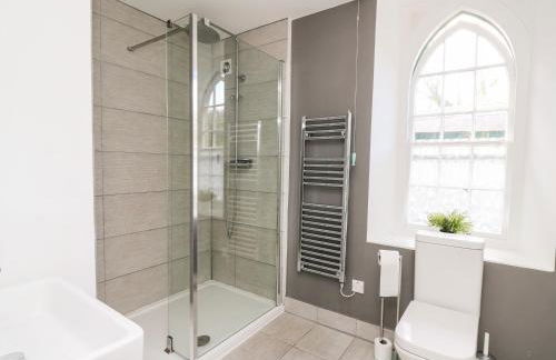 Upper Vestry - Photo 18