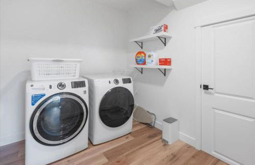 *NEW* Canyon View Dream Retreat + Views +Anchorage - Photo 35