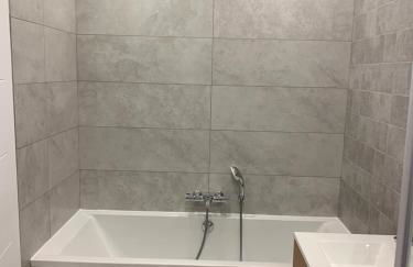 3 pièces neuf au cœur de Grasse - tout à pied - Wi-Fi & parking - Foto 5