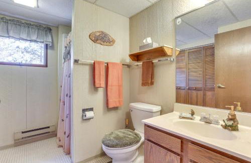 Cozy Black Hills Nature Retreat with Private Deck! - Foto 22