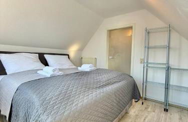 Helles Ferienhaus super zentral mit gratis Stellplätzen N162 - Photo 42