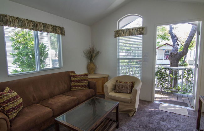 Arden Acres Executive Suites and Cottages - Foto 25