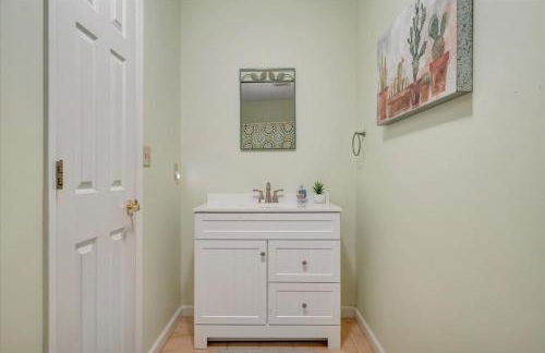 Reel Relaxed - Lakefront w/ Private Dock! - Foto 31