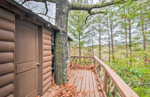 Otto Home with Fire Pit, Tree House and Hot Tub! - Foto 26