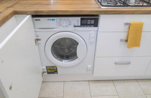 Home in Hugglescote - Long stays - Photo 6