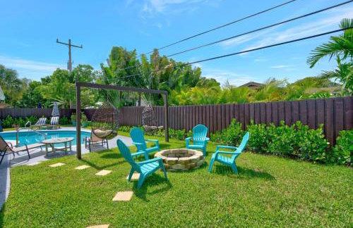 Eagle's Way with Firepit Heated Pool and Sunroom Near BEACH - Foto 30