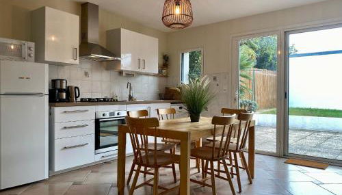 Charmante Maison au Cœur d’un Village Paludier, Proche Guérande et Plages, Terrasse et Wifi - FR-1-306-1227 - Foto 3