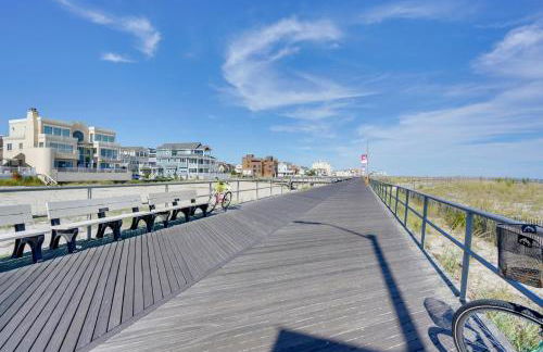 Steps to Boardwalk Group Getaway in Ventnor City - Foto 38