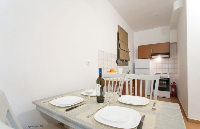 A & A Apartments - Photo 31