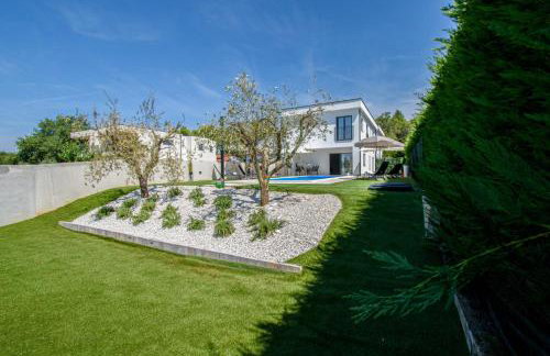 Modern Villa Angelina in Poreč - by Istrabook - Foto 13