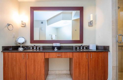 TRUMP INTERNATIONAL BEACH RESORT 2 BEDROOM APARTMENT 1600 Sf Ocean and Bay View - Foto 49