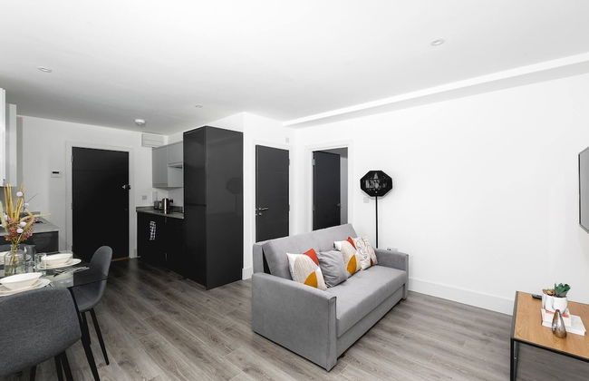 Skyvillion -vineyard Court- Enfield 1-bed Wgarden - Photo 10