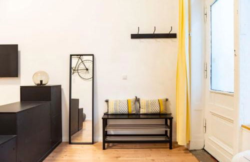 SPACIOUS Two BR plus AC plus SelfCheckIn - Foto 9