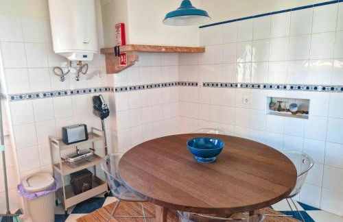 Riverfront 2 Bedrooms with Balcony - Foto 23