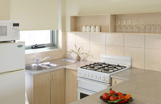 Moonlight Bay Apartments - Photo 10