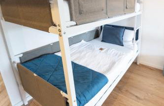 CASA8070 - Exklusive große Maisonette-Wohnung 91 qm für Familien, Gruppen, Geschäftsreisende, inklusive Parkplatz, WLAN, Kaffee und Tee, voll ausgestattet für 1 bis 9 Personen, zentrumsnah an der Autobahn A9 Ingolstadt-Süd - Photo 12