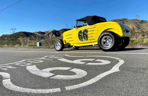 Fully Refurbished Container in Devore Heights, California, for Glamping Trips on Route 66 - Foto 18