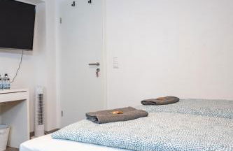 modern house with pool - 3 bedrooms 2 Bathrooms - Foto 49