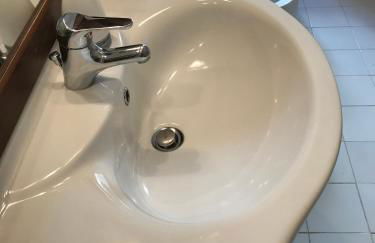 hilltop villa garden with great views - Foto 39