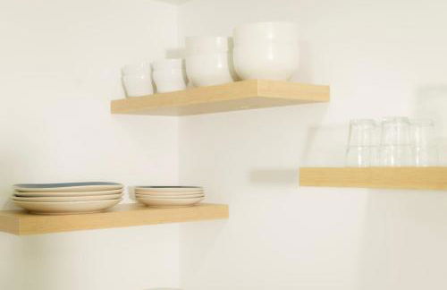 The Minimalist Escape - Modern 1BD in the Heights - Foto 15