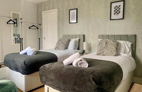 3 BDR Entire Home Sleeps Up to 5 Contractors & Families Long or Short Stay Free WiFi & Parking - Foto 13