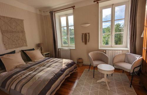 Loue belle demeure dans une grande propriété - 16 couchages, 8 chambres, 320 m2 - 30 min de Vichy - Foto 25