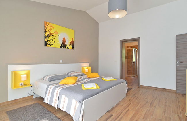 House 1384 - Photo 13