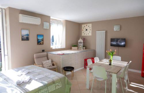 Bellagio Love apartment Pool Near lake Free parking - Foto 6