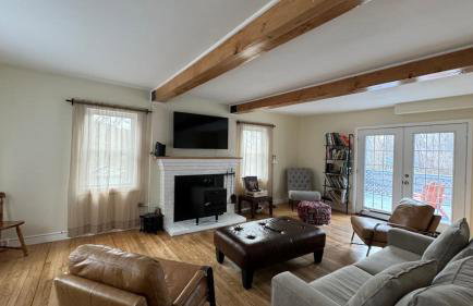 Dual-Home Berkshire Retreat Sleeps 16 - Foto 57