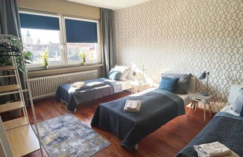 ED-große, moderne Wohnung in zentraler Lage, mit Balkon, Lift und Parkplatz - Foto 4